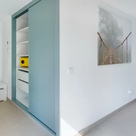 Apartmanhotel The Hype Beachhouse 2*